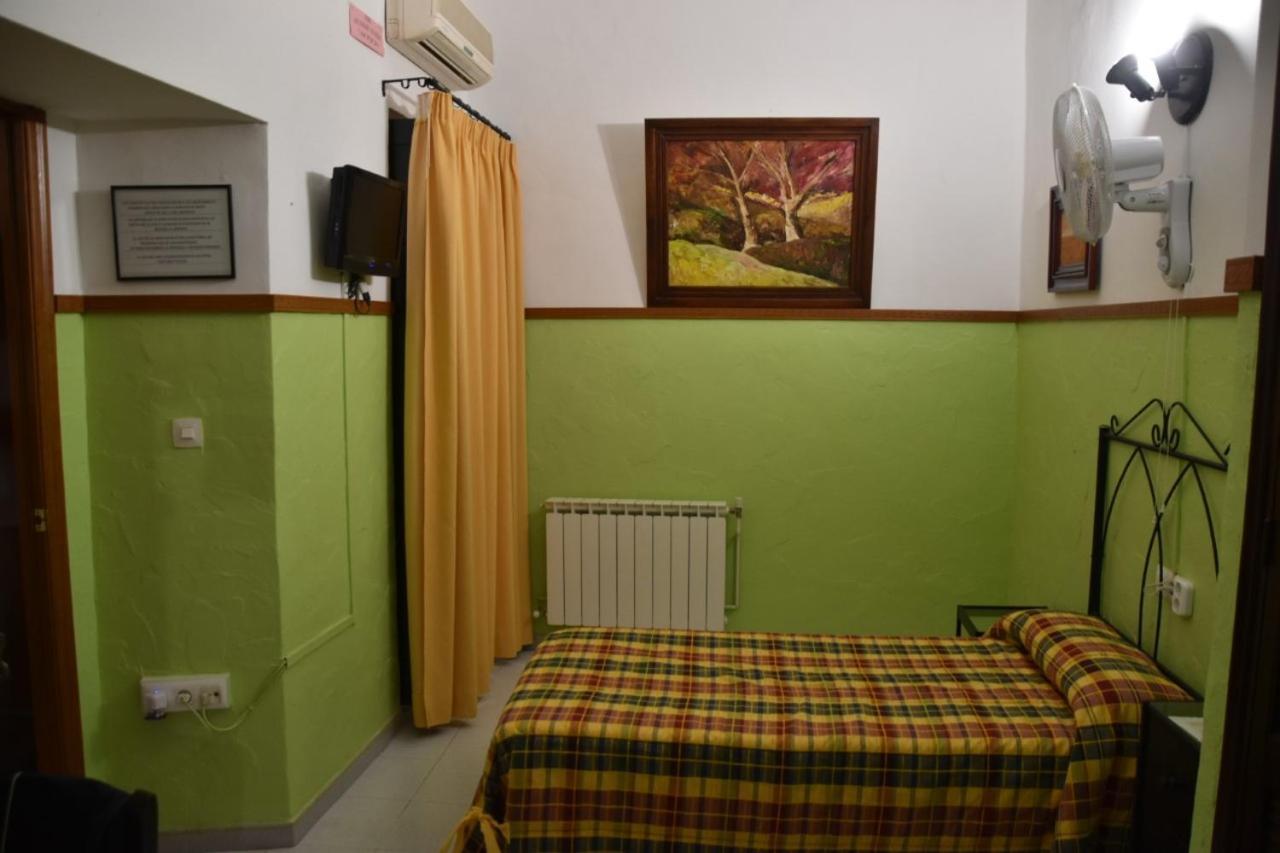 Hostal Manolo El Puerto de Santa Maria Ngoại thất bức ảnh