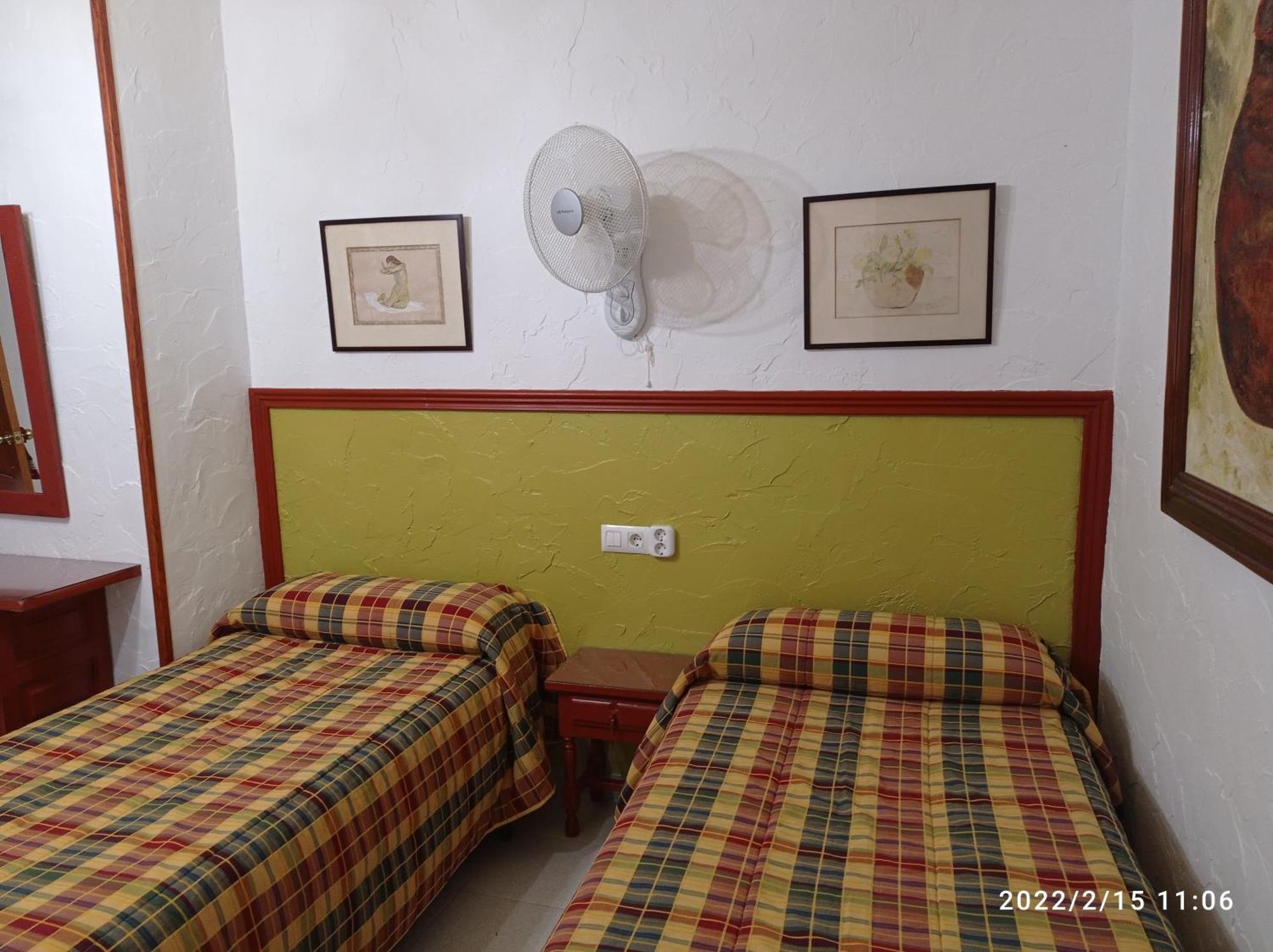 Hostal Manolo El Puerto de Santa Maria Phòng bức ảnh