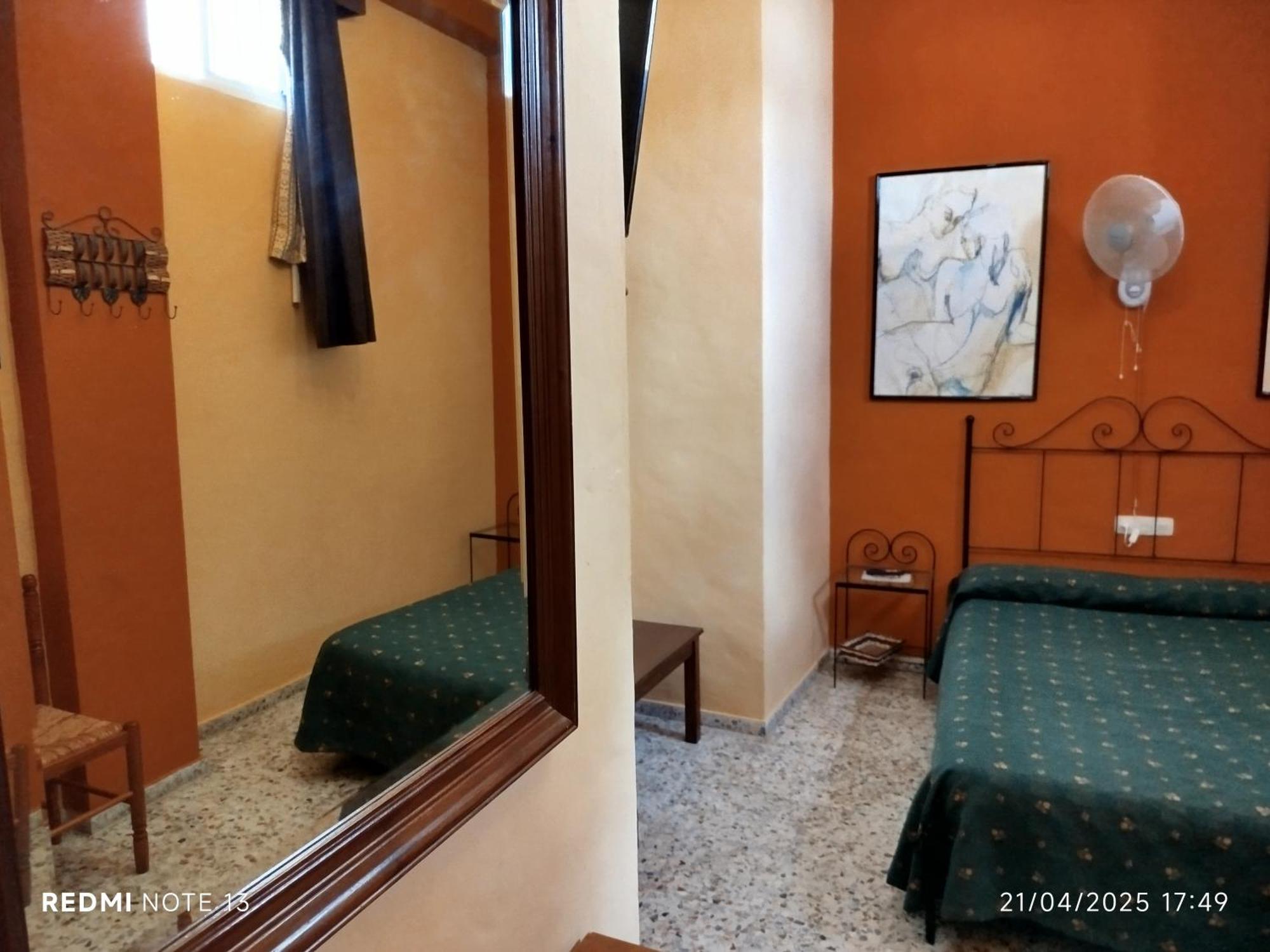 Hostal Manolo El Puerto de Santa Maria Phòng bức ảnh